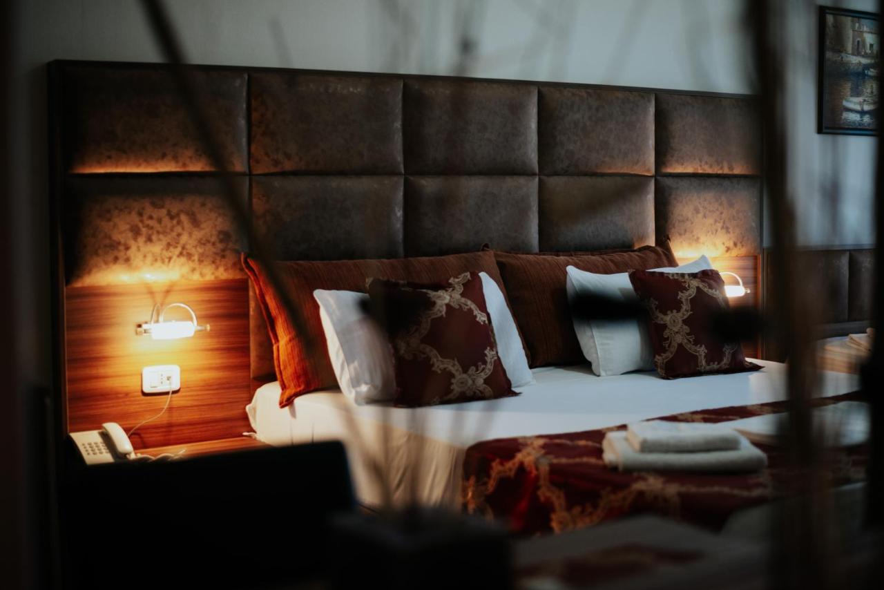 אולסינץ' Hotel Lion מראה חיצוני תמונה
