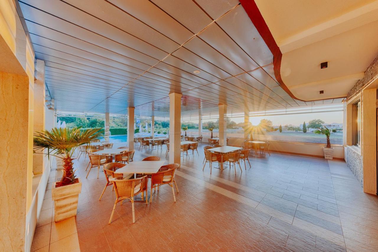 אולסינץ' Hotel Lion מראה חיצוני תמונה