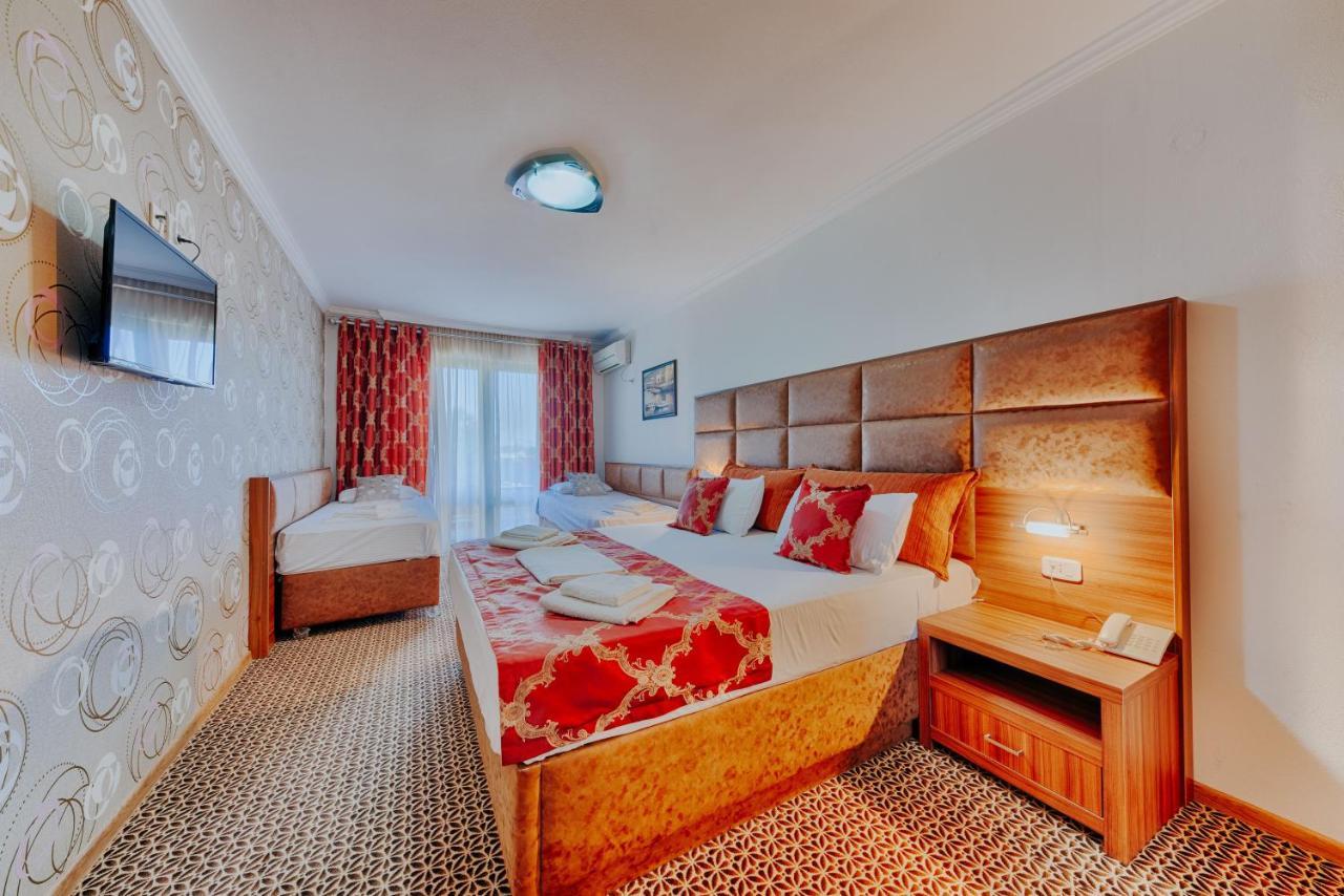 אולסינץ' Hotel Lion מראה חיצוני תמונה