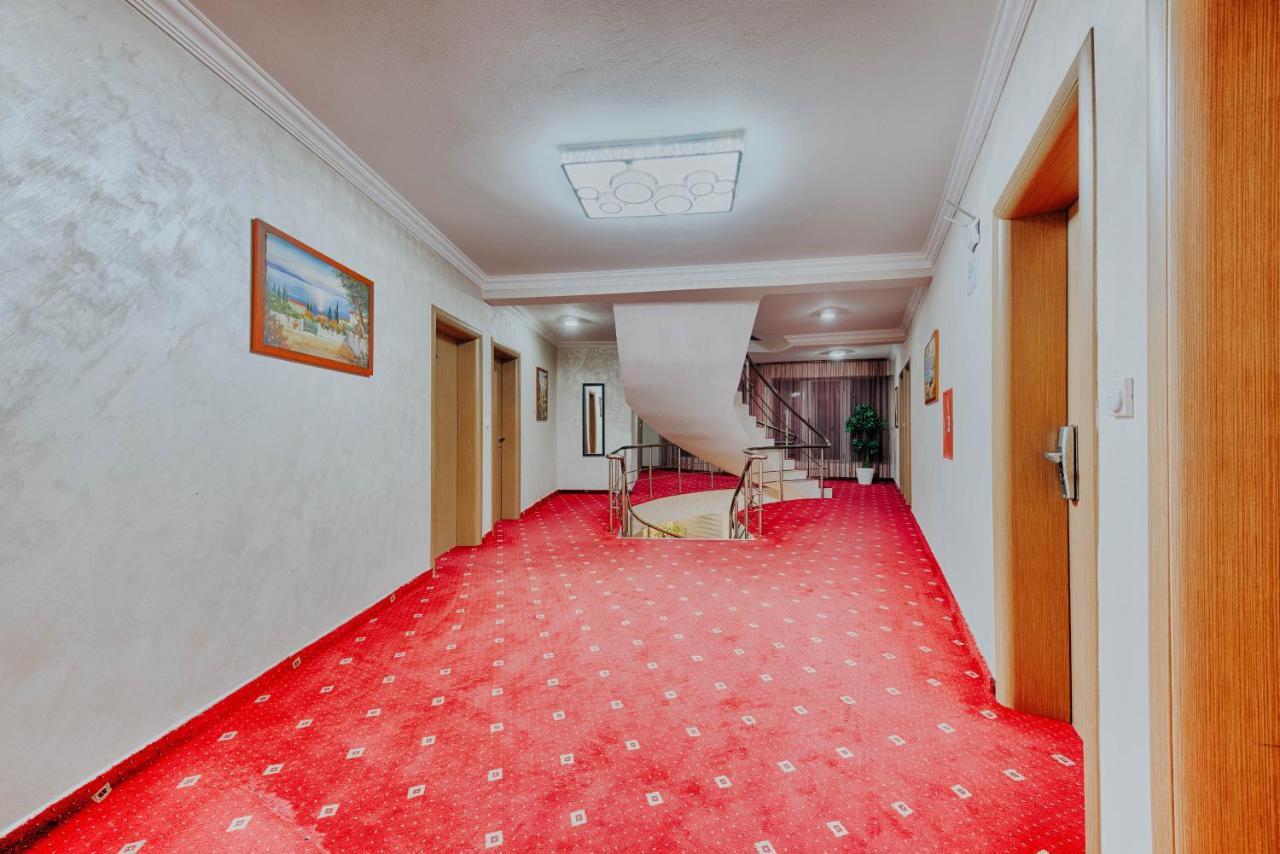 אולסינץ' Hotel Lion מראה חיצוני תמונה