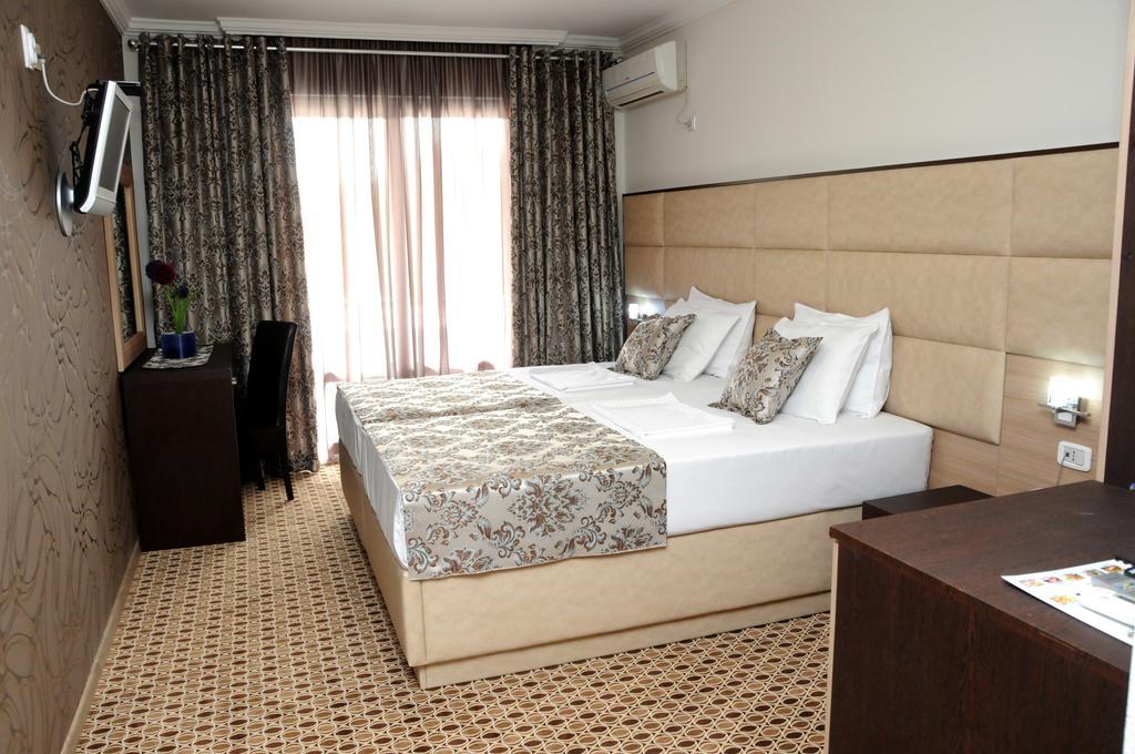 אולסינץ' Hotel Lion מראה חיצוני תמונה