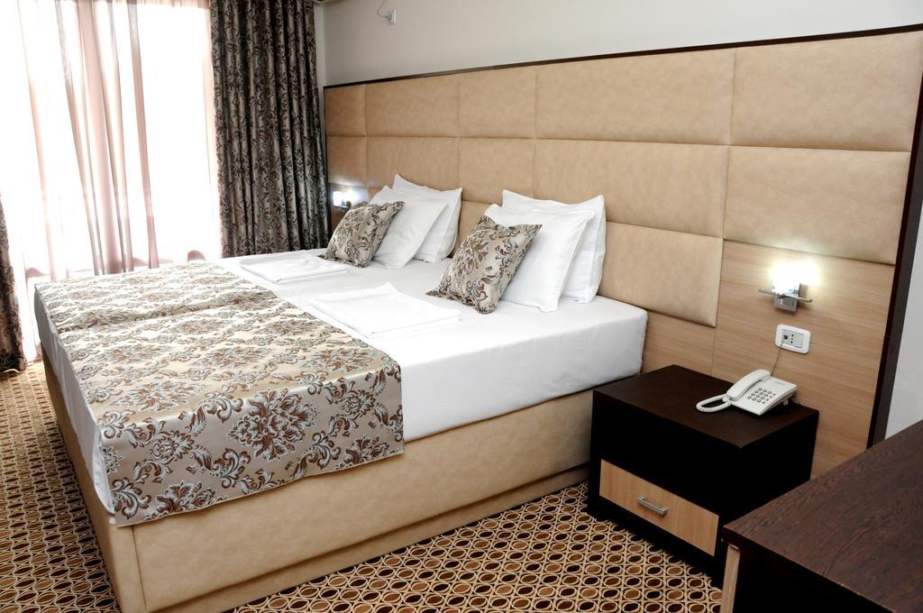 אולסינץ' Hotel Lion מראה חיצוני תמונה