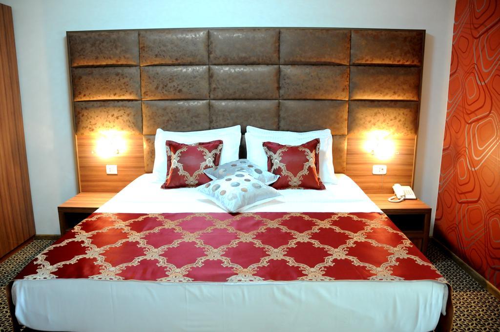 אולסינץ' Hotel Lion מראה חיצוני תמונה